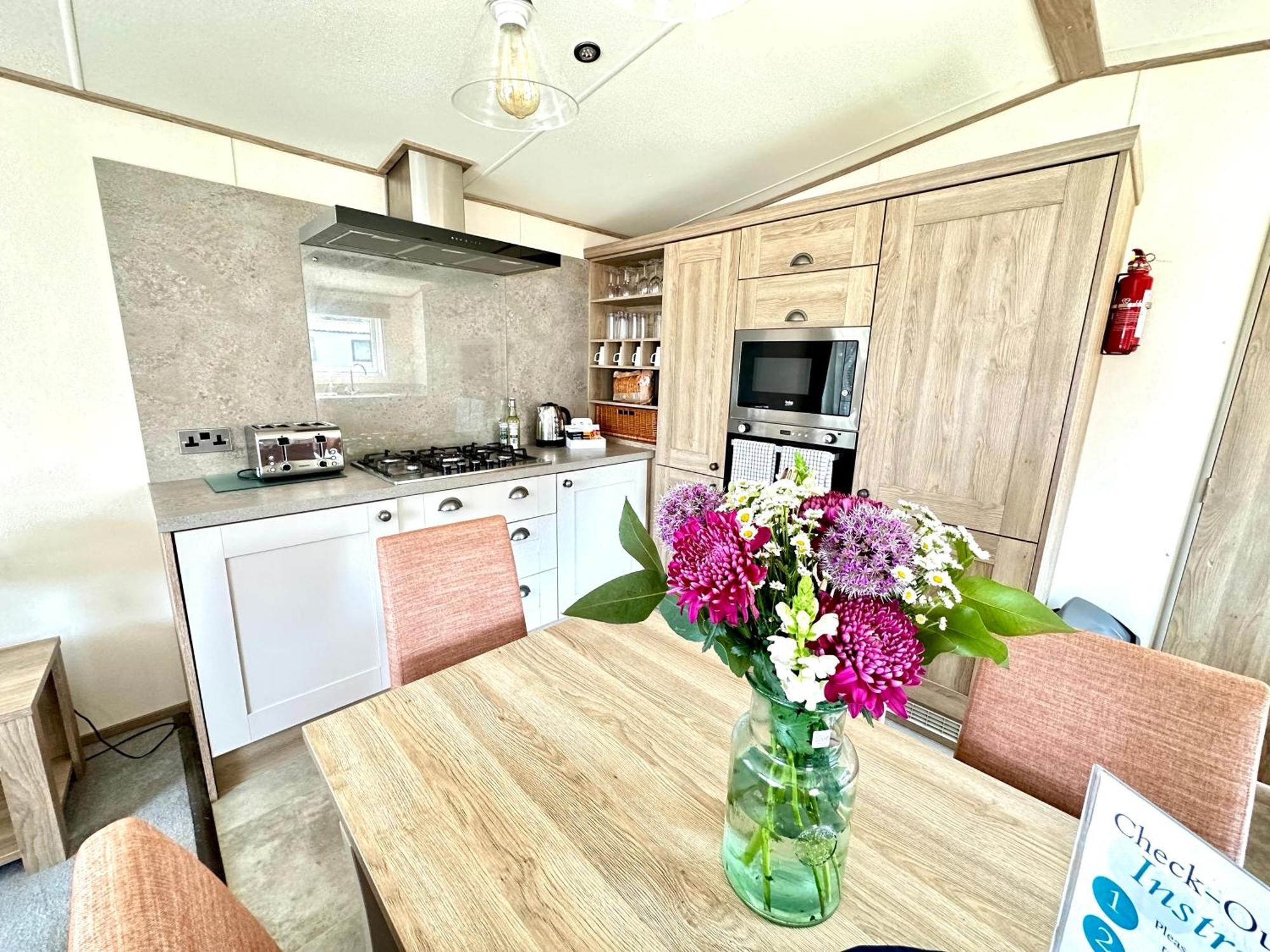 Reeds View Holiday Lodge 사우스 체르니 외부 사진